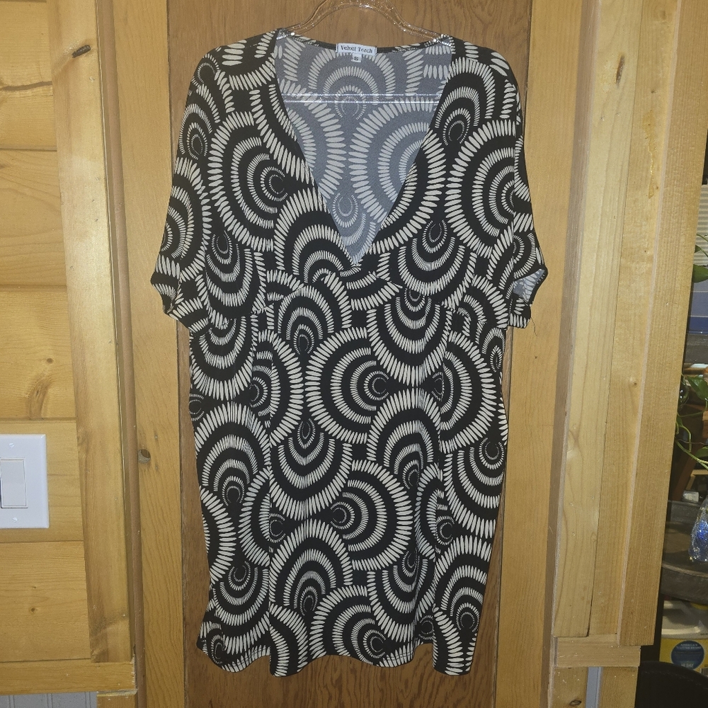 Velvet torch oversized small printed mini dress with elastic waist